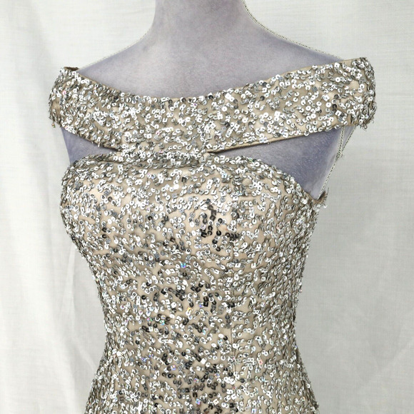 Scala Dress Womens 2 Silk Silver Sequins Off Shoulder FLAW Some sequins missing - Picture 10 of 16